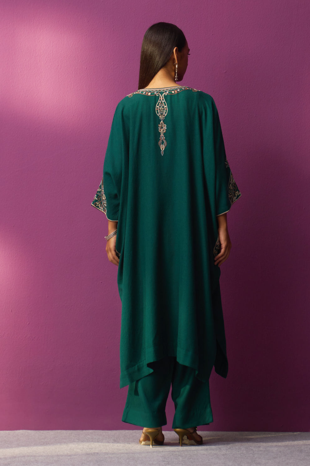 Woollen Kaftan/Aari - Green Deep Lake