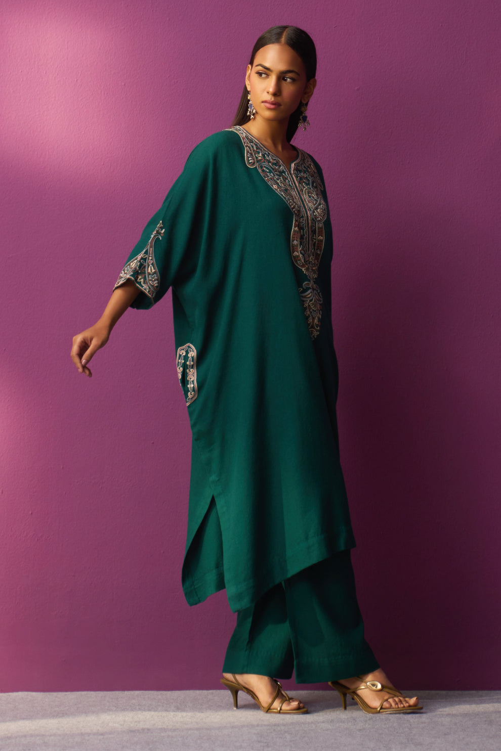Woollen Kaftan/Aari - Green Deep Lake
