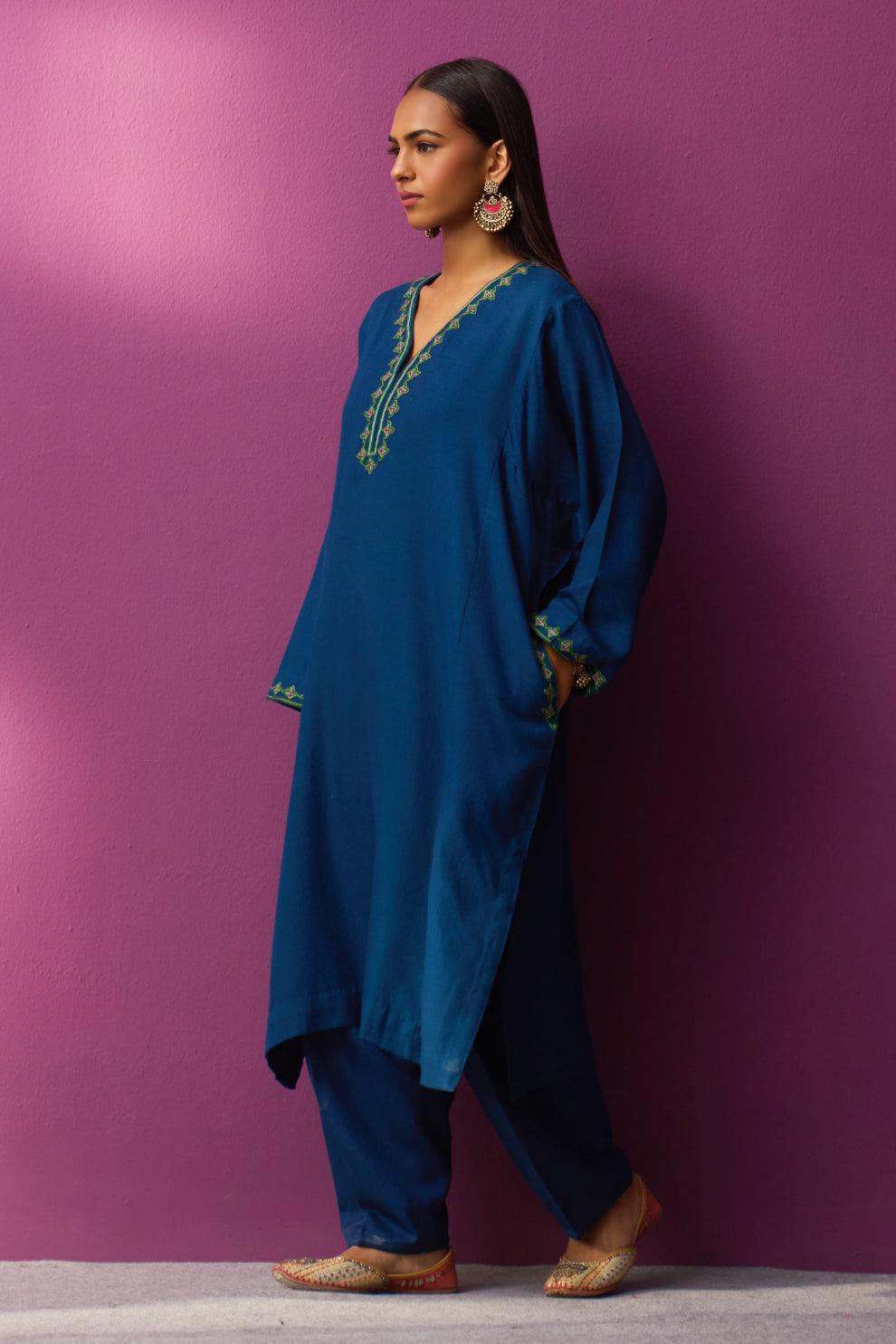 Woollen Pheran Set/Aari - Estate Blue